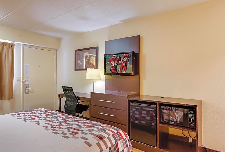 Red Roof Inn Grand Rapids Airport