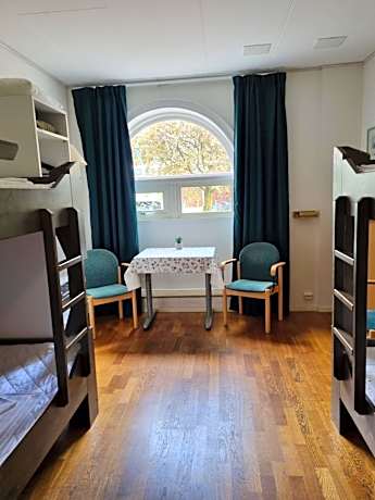 Economy Quadruple Room with Shared Bathroom