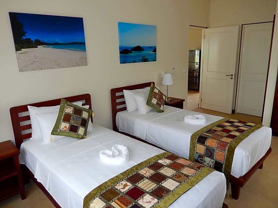 Cote d'Or Footprints