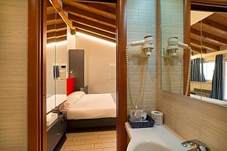 Double Room - Annex
