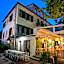 Renegade Hotel