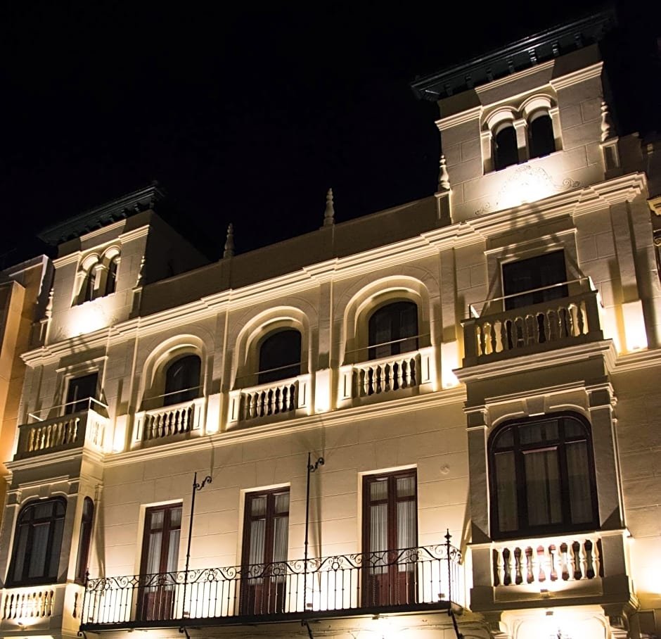 Hotel Oleum - Parking Gratuito Reserva Previa