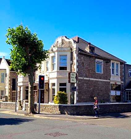 Guest House @ The Bear