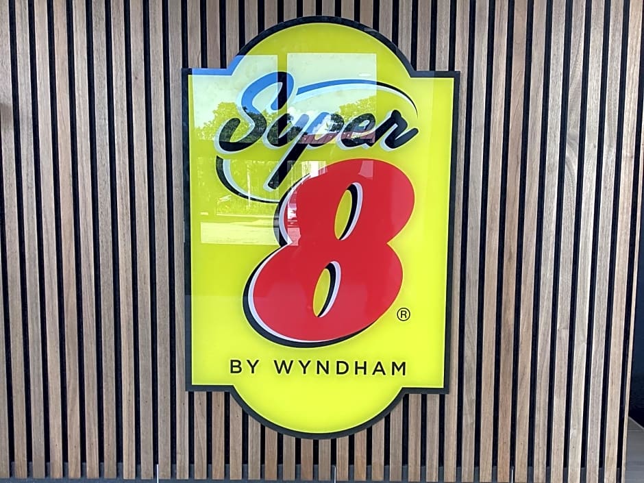 Super 8 by Wyndham Baltimore Northwest