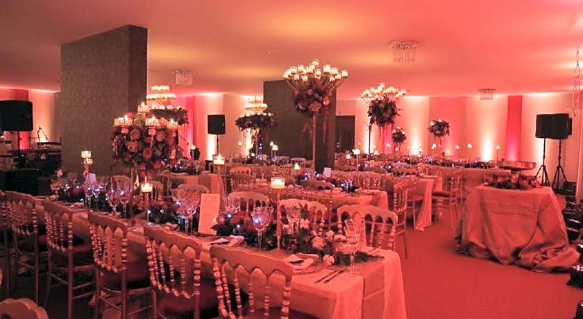 Al Murjan Palace Hotel