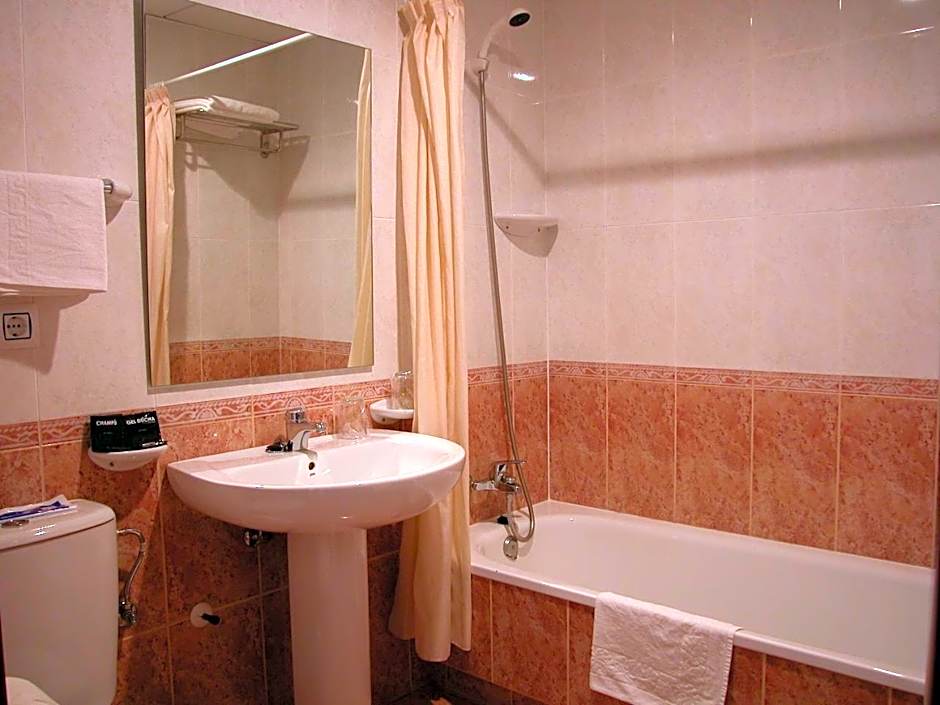 Hotel Cachada