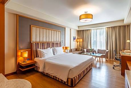 Deluxe Double or Twin Room -  - 10% Discount of Food & Soft Beverages, Hotel Credit of INR 1000 on Food and Soft Beverages in Restaurants only
