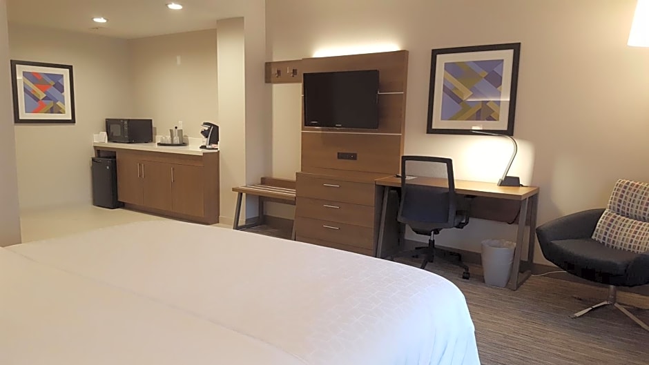 Holiday Inn Express Fremont - Milpitas Central By IHG