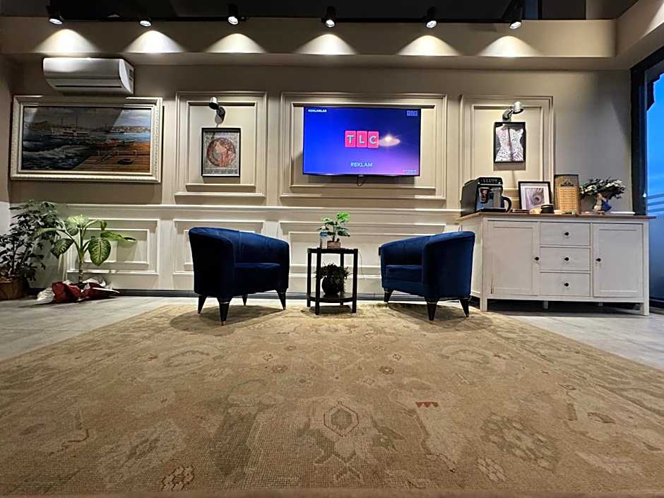 Plus Hotel & Private Transportation İstanbul Airport-By Loft