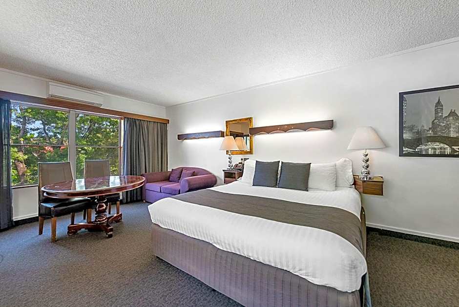 Quality Hotel Colonial Launceston