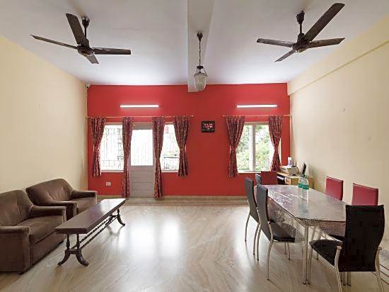 Falcon Guest House – Calcutta, LA