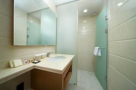 Deluxe Ocean View Twin Room with Ondol Floor