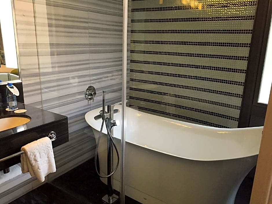 Le Bristol Hotel