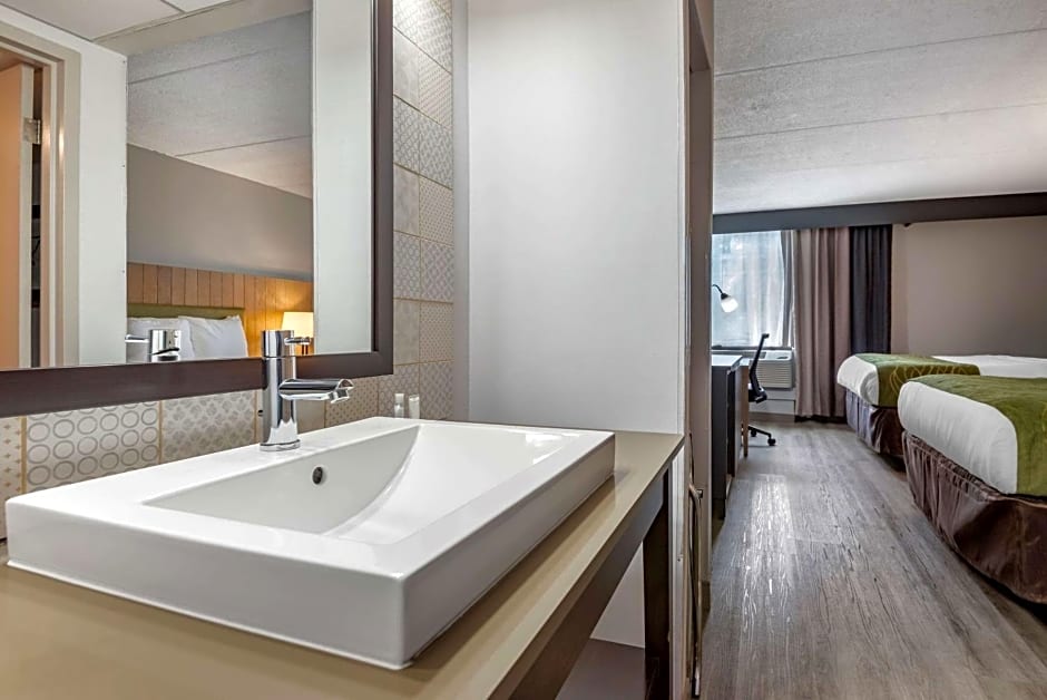 Comfort Inn & Suites Syracuse North