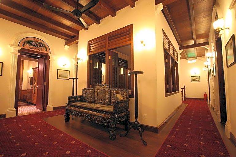 Nam Keng Hotel