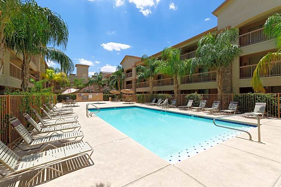 Siegel Select Casa Grande