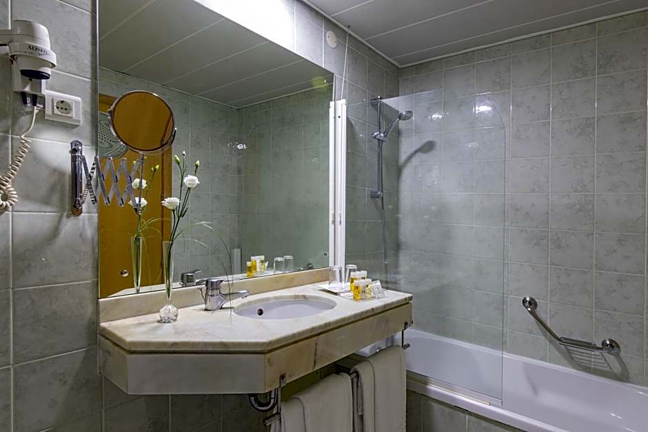 Luna Esperanca Centro Hotel