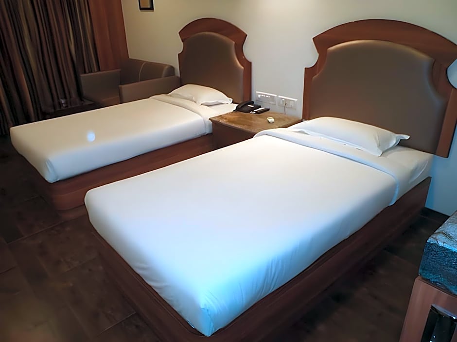 Lords  Eco Inn Gandhidham 