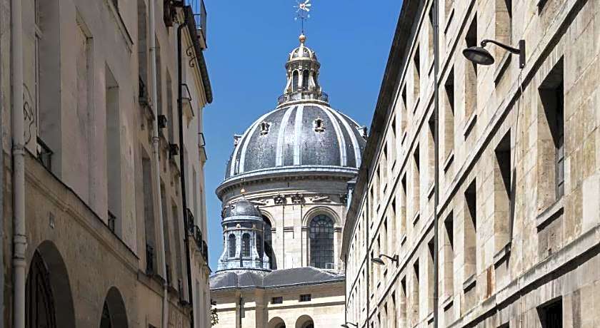 Prince De Conti Hotel