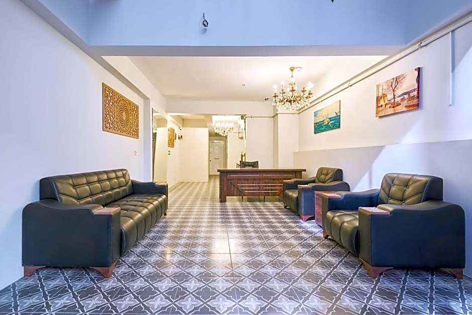 aymira hotel pangaltı