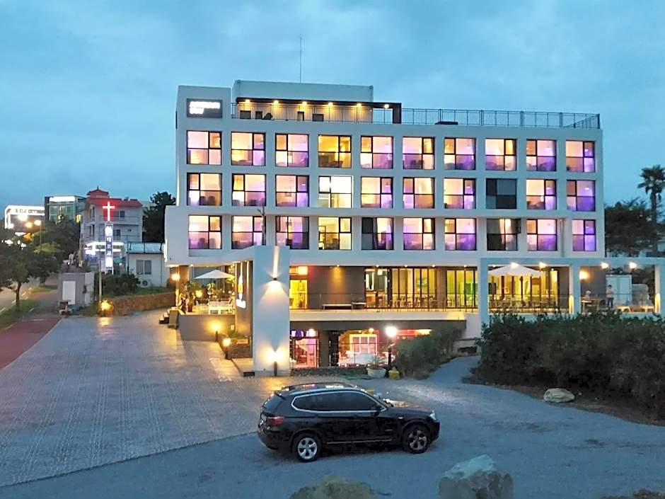 CNB Hotel COZYANDBOUTIQUE