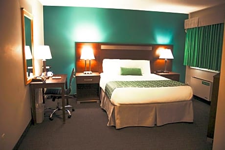 2 Queen Beds, Two-Bedroom, Suite, Non-Smoking