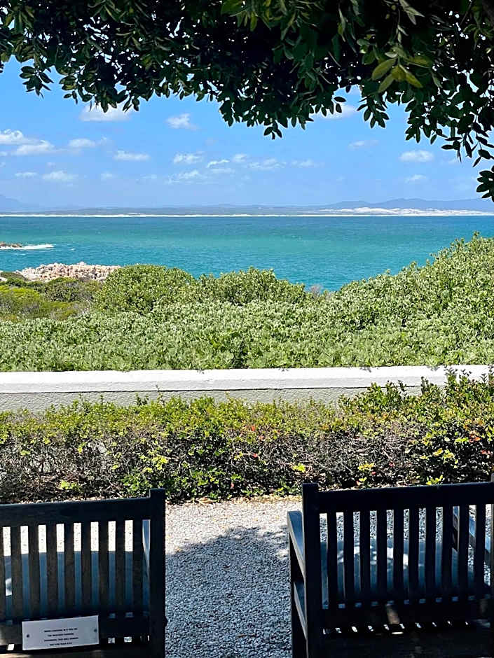 11 WESTCLIFF RENTALS