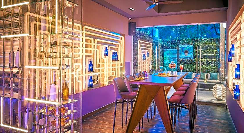 Vivanta Bengaluru Residency Road