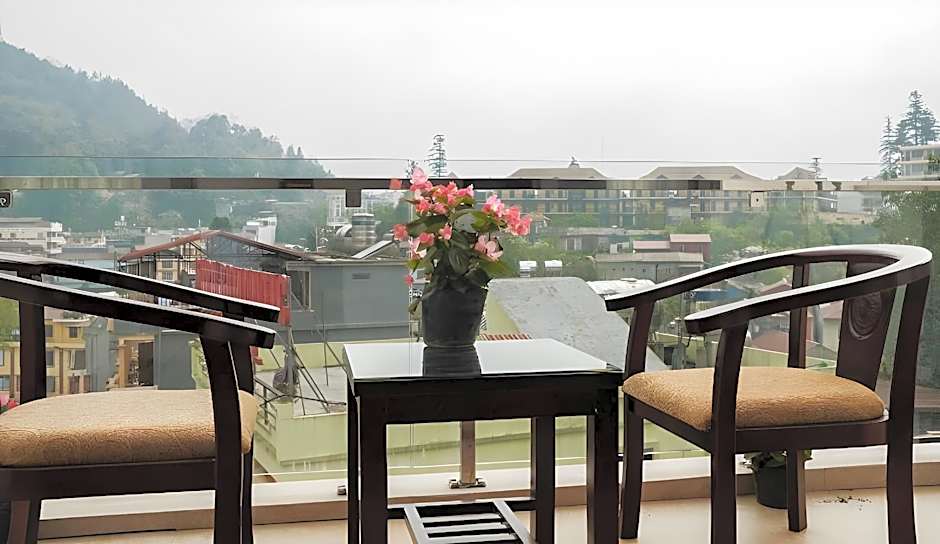 Sapa Mountain Queen House