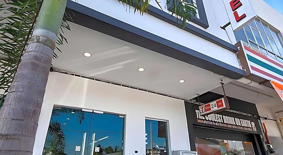 ZONE Hotels, Telok Panglima Garang