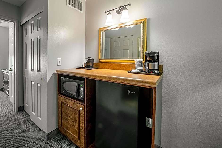 Country Inn & Suites by Radisson, Ontario at Ontario Mills, CA