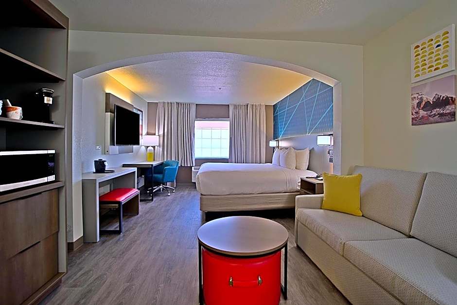 Comfort Inn & Suites Sierra Vista near Ft Huachuca