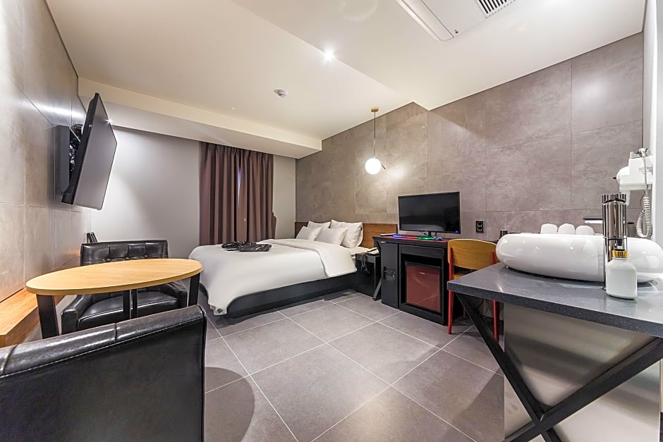 Anyang Premier Hotel XYM