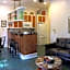 Hibiscus Coffee & Guesthouse