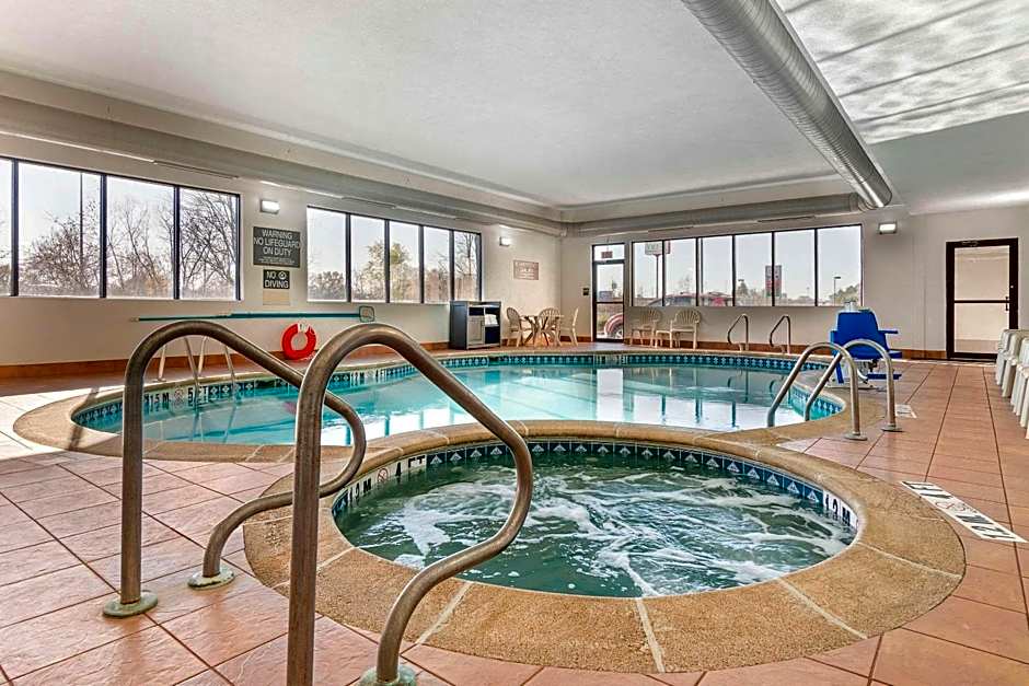 Comfort Inn Near Six Flags St. Louis