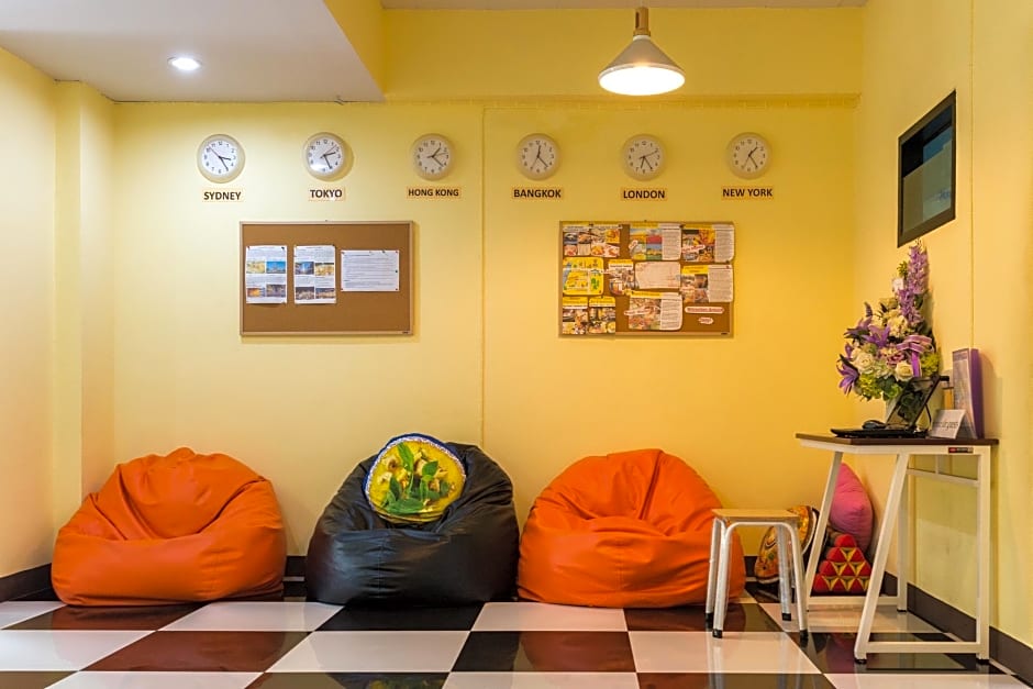 Hide Bangkok Hostel