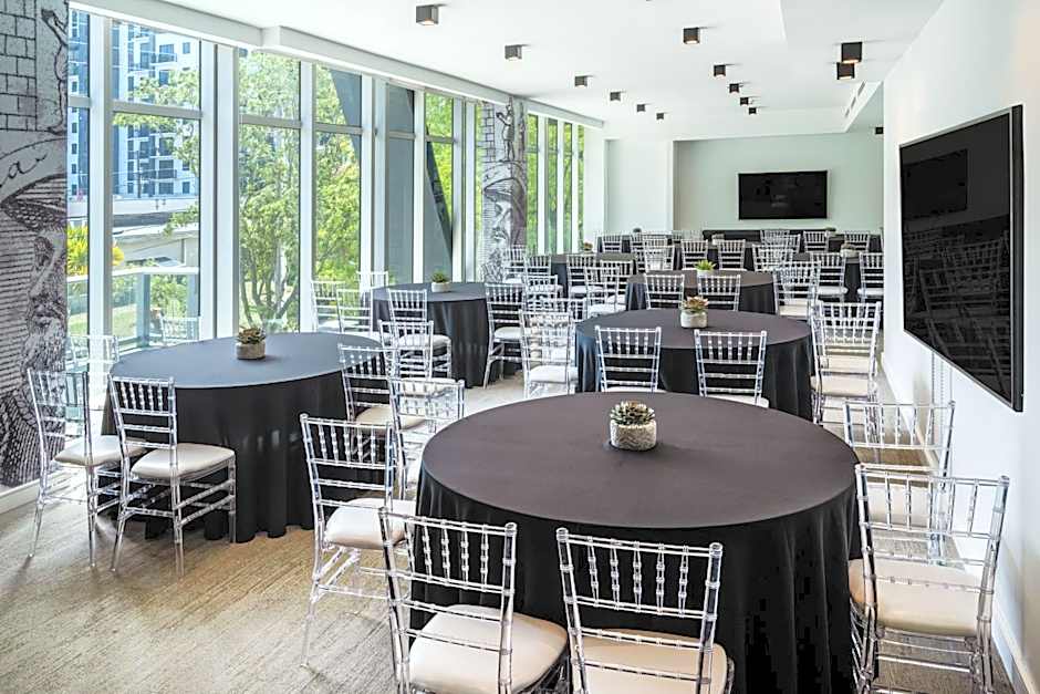 Atwell Suites Miami Brickell by IHG