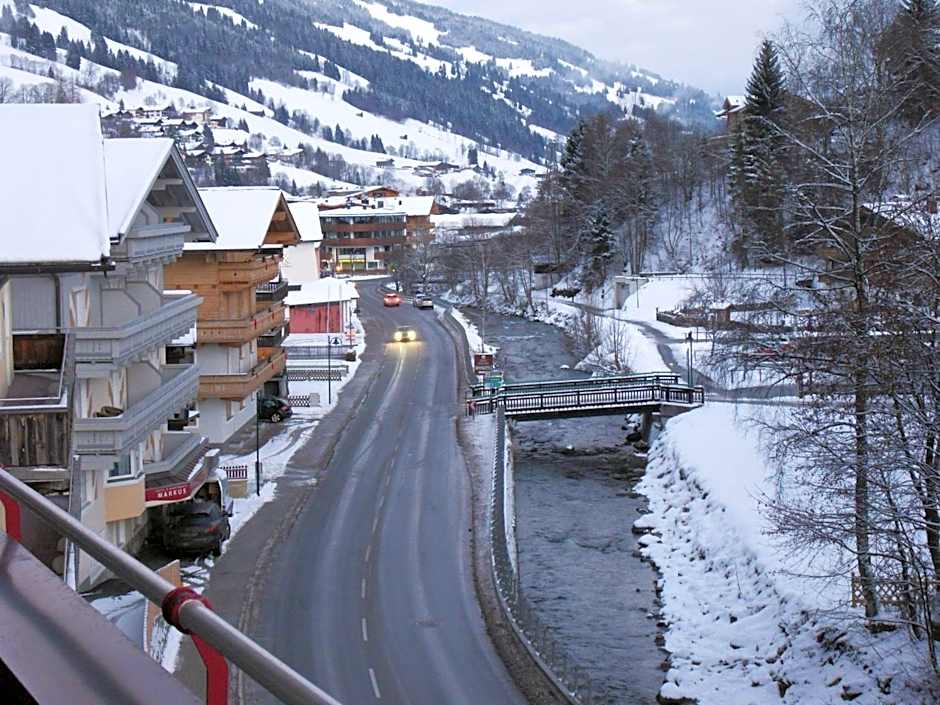 Hotel Garni Siegmundshof - inclusive Joker Card im Sommer