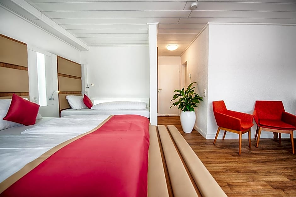 Hotel Senator