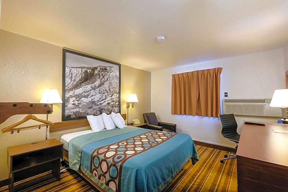 Super 8 by Wyndham Las Cruces/White Sands Area