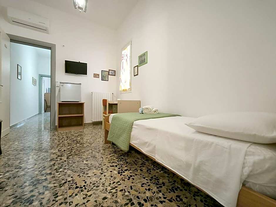 Domus Petrosa