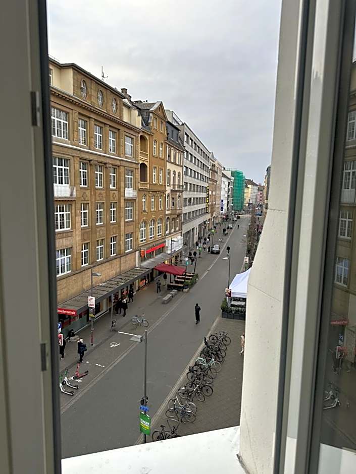 Hotel Expo Frankfurt City Centre