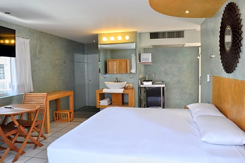 Hotel Rio Malecon