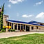 Super 8 by Wyndham San Marcos