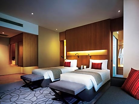 Highlands Hotel Room Bundling - Executive Suite