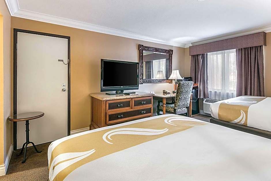 Quality Inn & Suites Atlanta Airport South