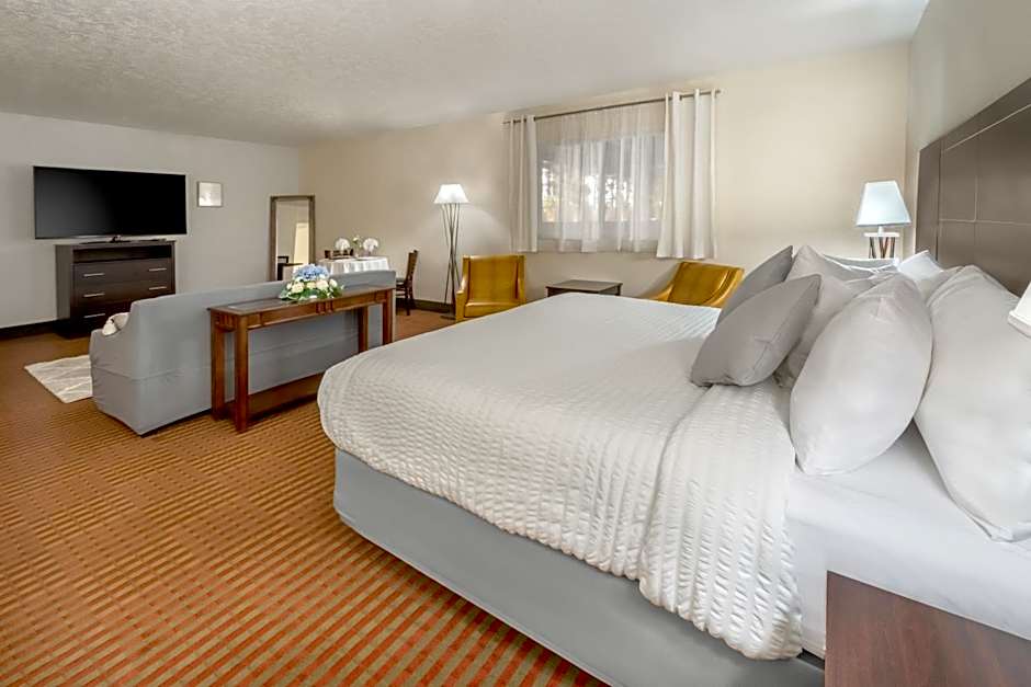 Grand Williston Hotel And Conference Center