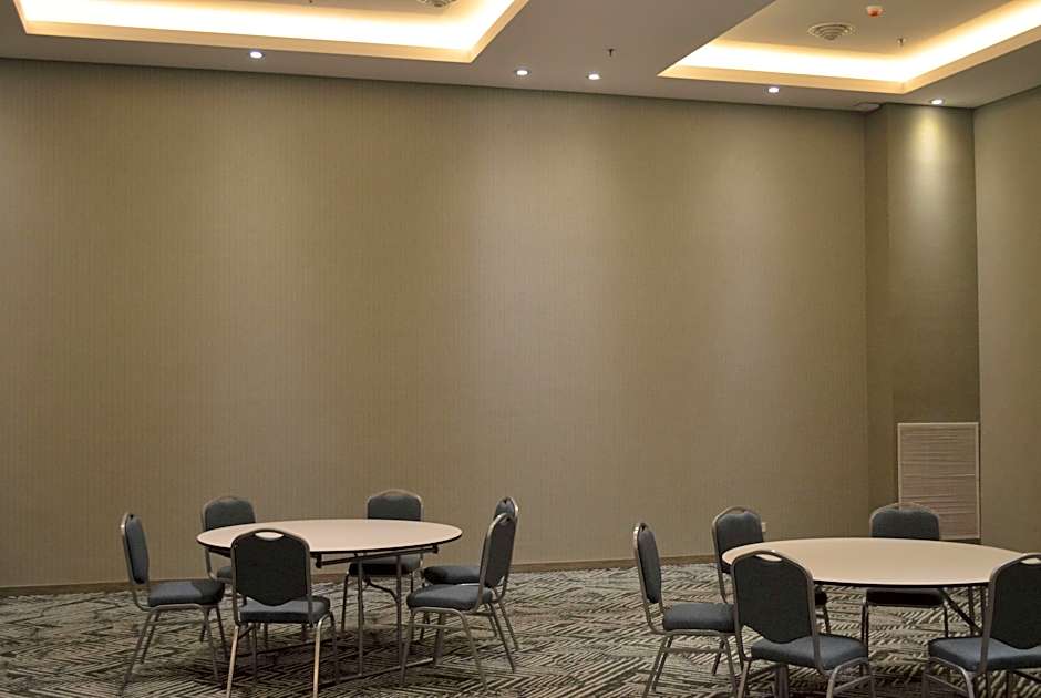 Days Inn By Wyndham Zarate