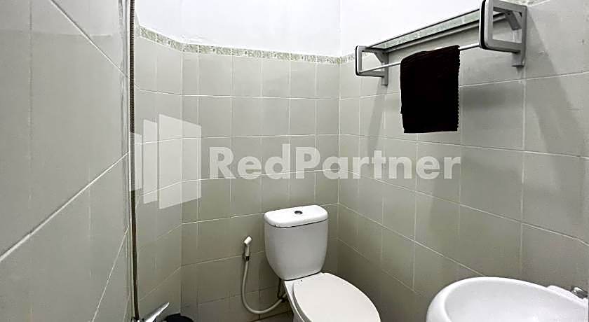 D Palma Near Lokananta Manahan Mitra RedDoorz