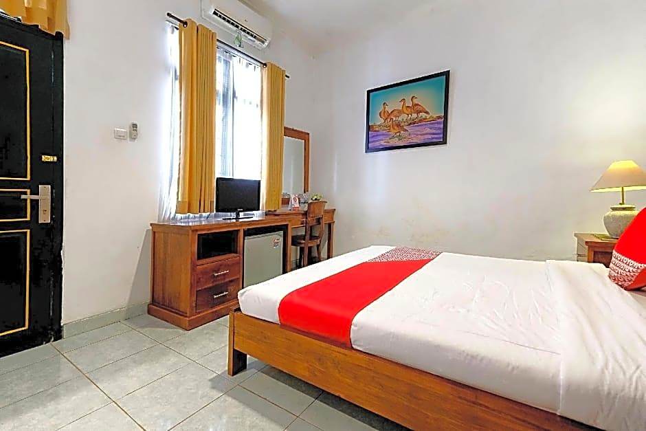 RedDoorz @ Griya Cemara Homestay Yogyakarta